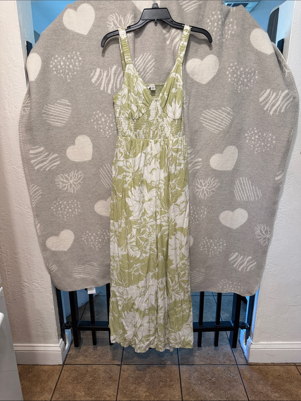 American Eagle Outfitters Light Green and White Floral Maxi jumper